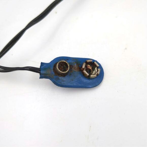 Vintage SL-2000 Stereo Radio You Can Hold In Your Hand Novelty Mini AM Receiver - Picture 4 of 5